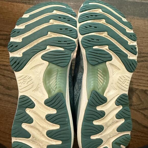 Women's ASCIS Gel-Cumulus 22 Running Shoes US 8 - Picture 9 of 9